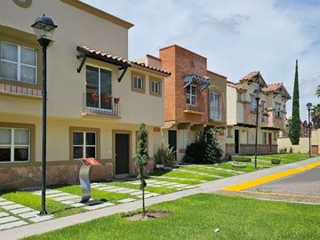 Casa en Venta en Real Solare, Santiago de Querétaro, Querérato Adjudicada JP2