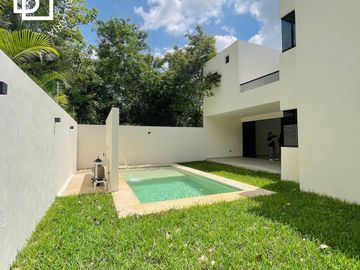 Casa nueva en venta de 4 recamaras con alberca en privada con amenidades