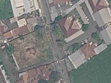 TANAH PINGGIR JALAN