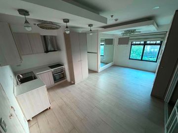 🏡 FOR SALE – 3 CONDO UNIT IN Magnolia Residences
