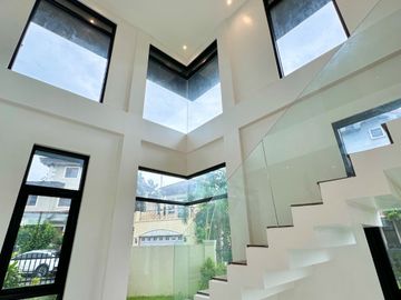 Brand New House and Lot 2 Storey For Sale Portofino Heights Las Piñas