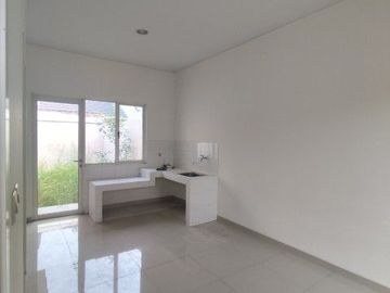 Rumah 1 Lantai Uk 6x17 di Suvarna Sutera Tangerang 1KA00029