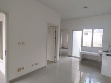 Rumah 1 Lantai Uk 6x17 di Suvarna Sutera Tangerang 1KA00029