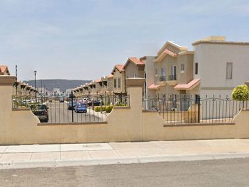 Casa en Venta en Condominio Biella 360, Puerta del Sol Querétaro Adjudicada JP2