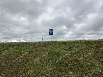 Commercial Lot for Sale in Hillside Ridge