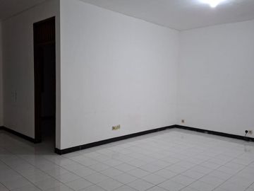Disewakan Cepat Rumah Murah Poll di Pakuwon City