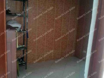 Vendo casalote o casa con aire en villa hermosa