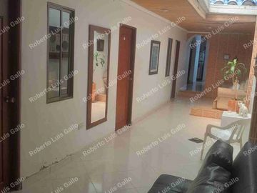 Vendo casalote o casa con aire en villa hermosa