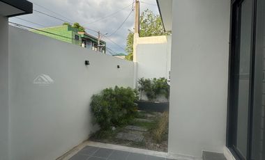 5-Bedroom House for Sale at BF Resort Village Las Pinas City
