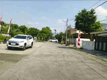 RUMAH MEGAH 180m² DI JATINEGARA INDAH-BUARAN