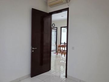 Disewakan Rumah di Cluster Anantha , BSD 8x20