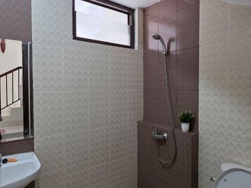 Disewakan Rumah di Cluster Anantha , BSD 8x20