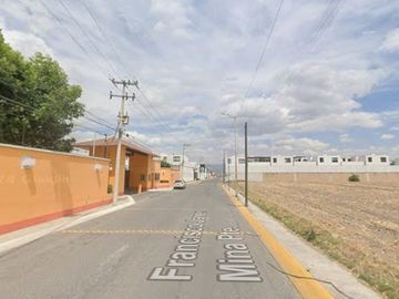 CASA EN CONDOMINIO EN VENTA EN MAGDALENA, SAN MATEO ATENCO, EDO. MEX. GD1