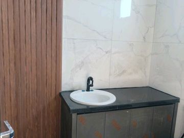 REV.A810 Rumah Modern Grand Pakuwon Surabaya Lokasi Nyaman Siap Huni