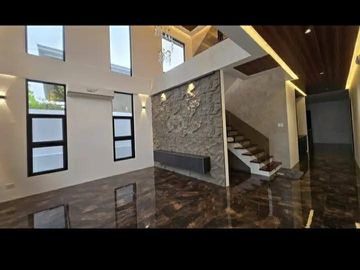 FOR SALE: Brand New Luxury House & Lot in Alabang Hills Village, Muntinlupa City