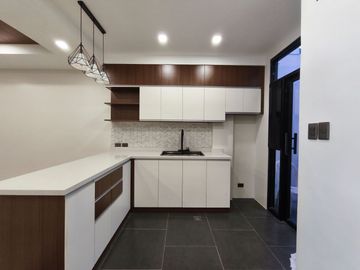 Don Bosco Village Paranaque House for Sale 4 Bedrooms inside secured Village - JB
