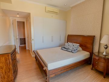 Rare 3BR with 4 parking slots in The Residences At Greenbelt Manila TOwer| Makati City