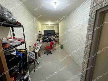 Dijual Ruko 4,5 lt bagus murah SHM 2 kamar tidur 3 kamar mandi Puri Gardena Jakbar 0067-Joe