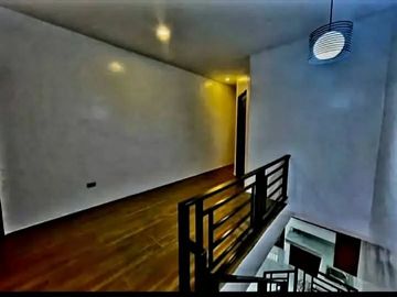 FOR SALE: Modern Brand-New End Unit Townhouse in Las Piñas City