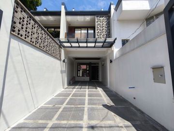 Three Storey 4 Bedrooms Townhouse for Sale in Better Living Paranaque  - JB