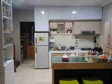 Rumah Rapi Siap Huni bonus AC di Raffles Hills