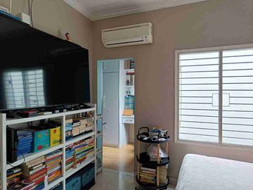 Rumah Rapi Siap Huni bonus AC di Raffles Hills