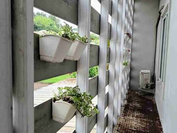 Rumah Rapi Siap Huni bonus AC di Raffles Hills