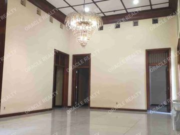 Sewa Rumah Komersial Heritage, Raya Diponegoro - Raya Darmo Surabaya Pusat