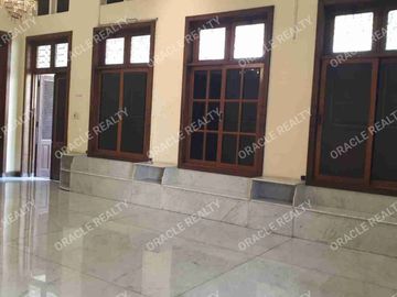 Sewa Rumah Komersial Heritage, Raya Diponegoro - Raya Darmo Surabaya Pusat
