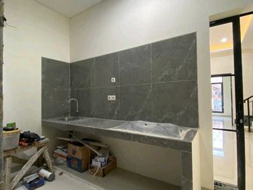 RON.A2621 RUMAH RUNGKUT MAPAN TENGAH SURABAYA KAWASAN NYAMAN SIAP HUNI