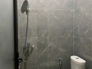 RON.A2621 RUMAH RUNGKUT MAPAN TENGAH SURABAYA KAWASAN NYAMAN SIAP HUNI