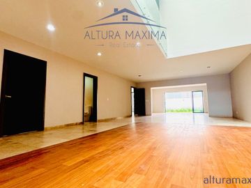 Casa de Lujo en Venta Puerta Plata Zona Andares Zapopan
