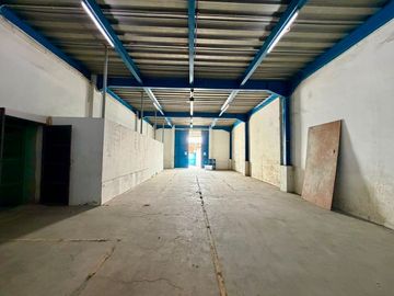 ‎Disewa Gudang dan Ruko ‎Jalan Kapuk Raya ‎Bebas Banjir. ‎Baru Renovasi ‎Kosong Siap Pakai