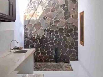 Rumah full renov siap huni
