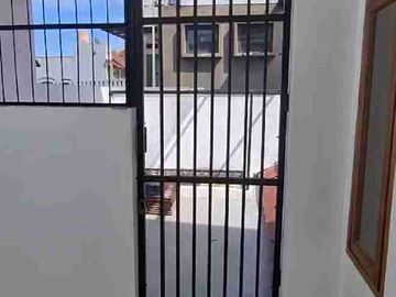 Rumah full renov siap huni