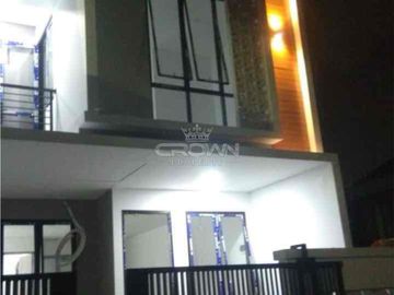 Rumah Baru Dalam Komplek di Pondok Bambu Jakarta Timur