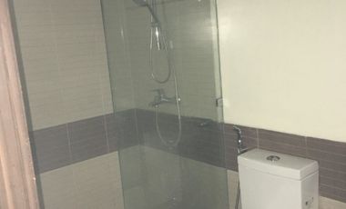 THE FORT RESIDENCES  2 bedrooms 69 sqm with parking