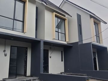 Dijual Ruamh di Park Residence Taman Palem