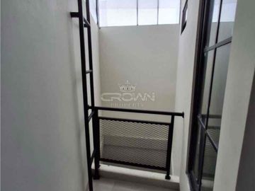 Rumah di Komplek Jatinegara Indah Jakarta Timur. SHM, LT 62, 3 Kamar Tidur