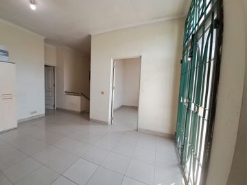 Di Jual Rumah Taman Semanan Indah, UK6,5 x 16M, Bebas Banjir, Harga 1,9M