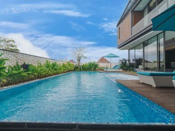 Luxury Villa In Umalas - Ocean & Rice Field View - 5Br