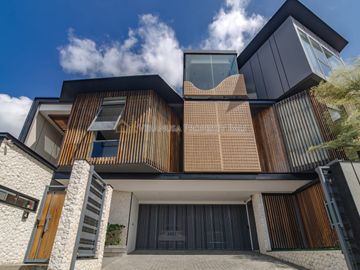 Luxury Villa In Umalas - Ocean & Rice Field View - 5Br