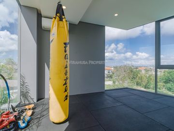 Luxury Villa In Umalas - Ocean & Rice Field View - 5Br