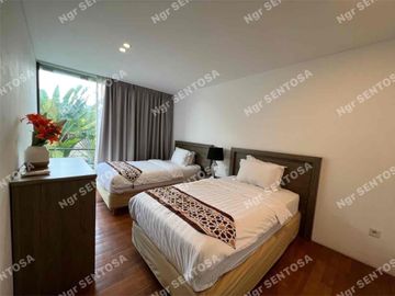 VILLA CANGGU BERAWA DEKAT ATLAS