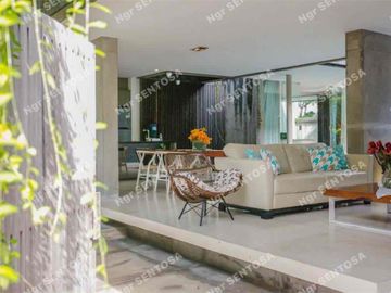 VILLA CANGGU BERAWA DEKAT ATLAS