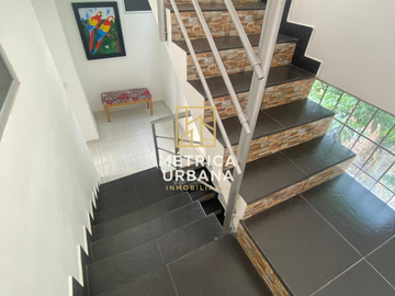 🏡 ¡Venta de Casa en Melgar, Tolima! ☀️ 🌴 ¡Invierte y disfruta! Casa de 3 pisos ideal para descanso o renta turística en Melgar