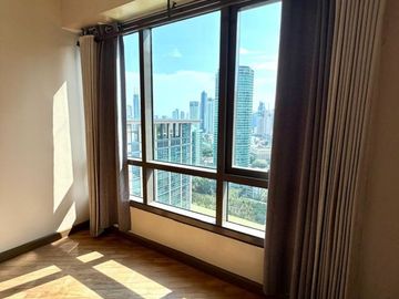 Rockwell Joya 1BR for SALE