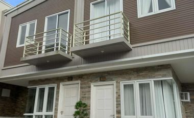 Duplex House For Sale in Tagaytay City (Eleve Homes)-MC