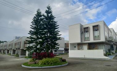 Duplex House For Sale in Tagaytay City (Eleve Homes)-MC