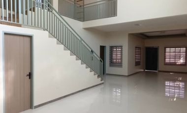 House and Lot For Sale in Foggy Heights Tagaytay City-MC